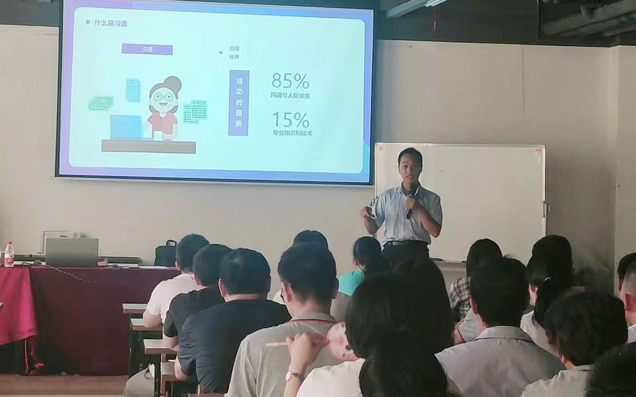 巴音郭楞兴达旅游